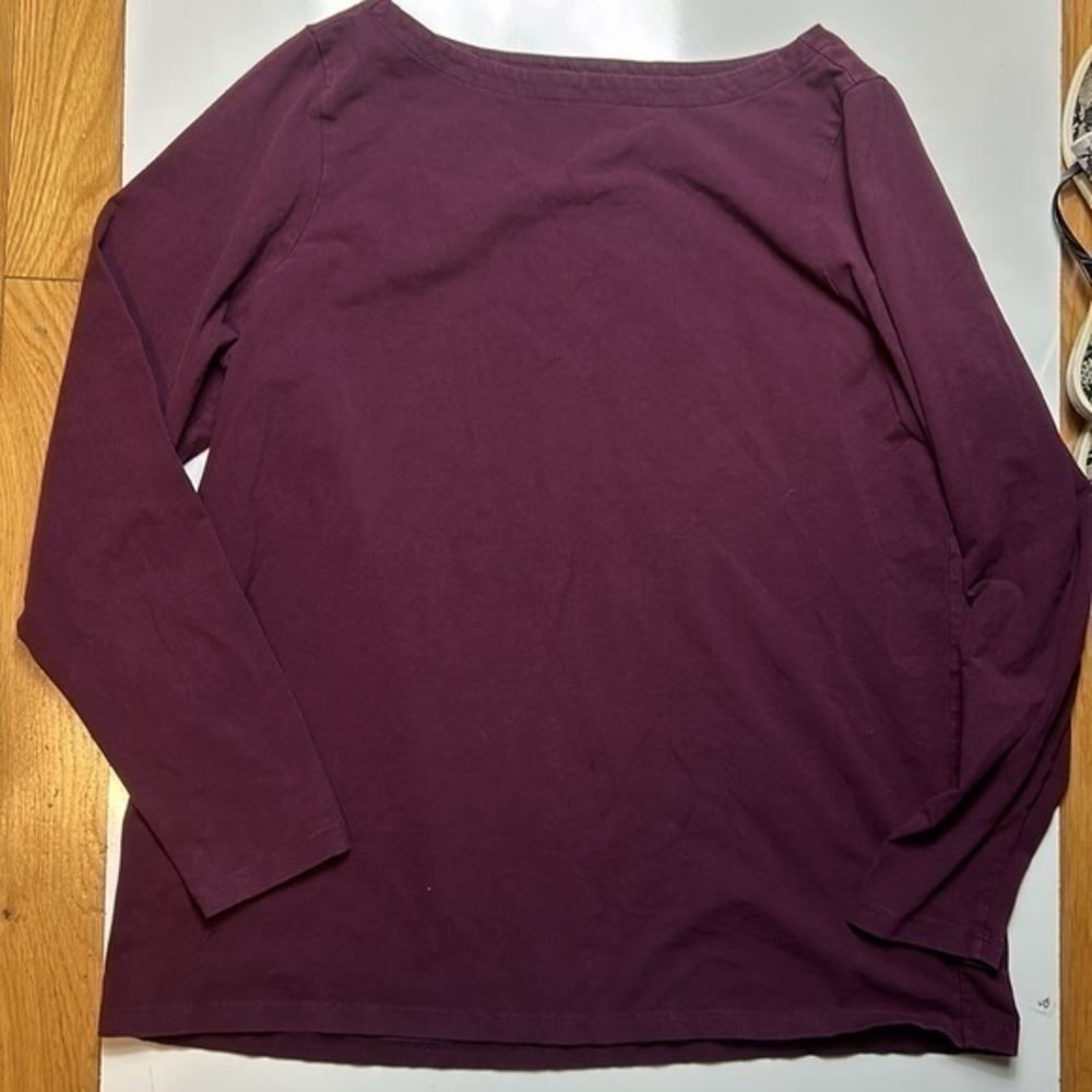 Universal Standard boat‎ neck maroon shirt